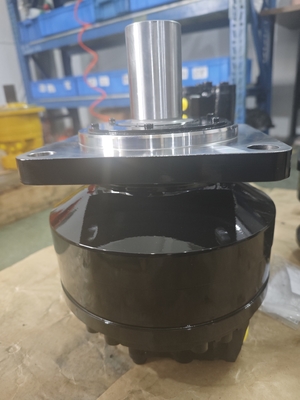 Nominal 100-125r/min Torsi Motor Hydraulic Berat besi cor 30-110KG