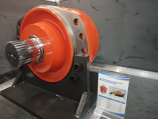 Customized Low Speed Torque Hydraulic Drive Motor untuk Aplikasi Industri oleh HELM TOWER
